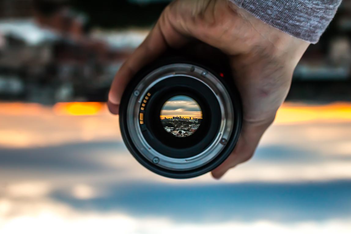 “Op zoek naar een andere lens om naar de wereld te kijken”